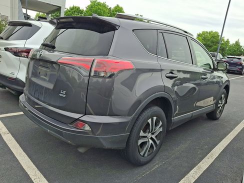 Certified 2017 Toyota RAV4 LE AWD/4WD image 3