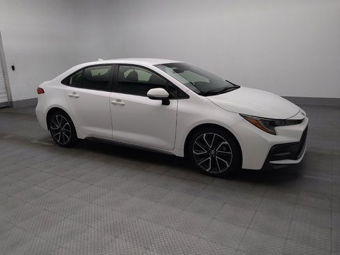 Used 2021 Toyota Corolla SE FWD image 11