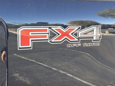 Used 2023 Ford F250 Lariat w/ Lariat Ultimate Package image 29