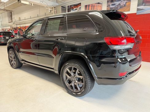 Used 2021 Jeep Grand Cherokee Limited w/ Quick Order Package 28K 80th AWD/4WD image 2