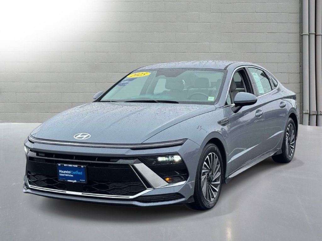 Used 2025 Hyundai Sonata SEL FWD image 4