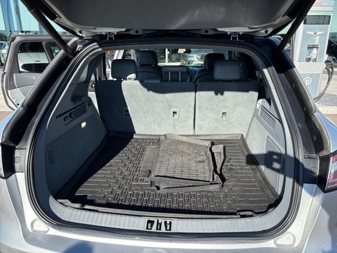 Used 2019 Lincoln Nautilus Reserve image 34