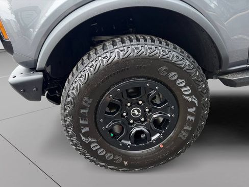 Used 2024 Ford Bronco Wildtrak AWD/4WD image 9