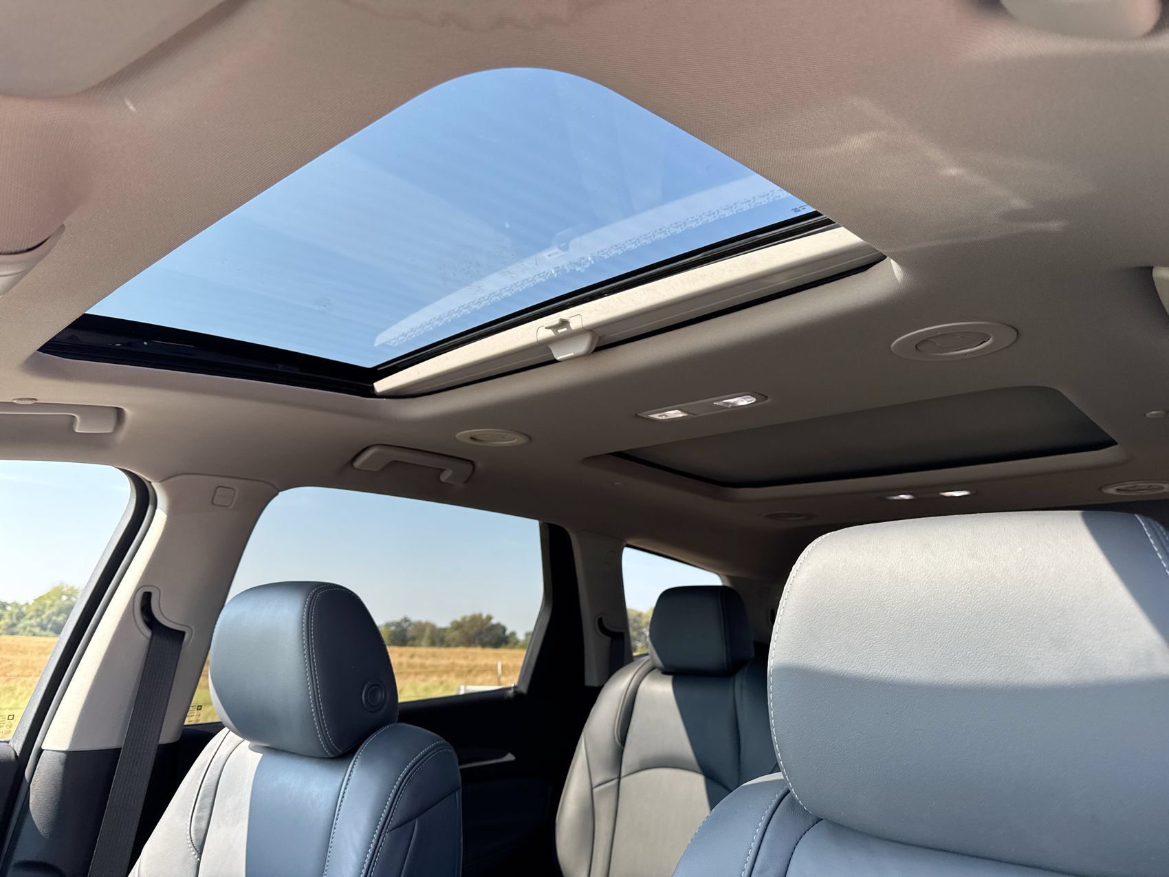 Used 2021 Buick Enclave Essence w/ Sound and Sites Package FWD image 21