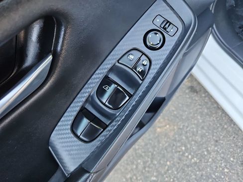 Used 2024 Nissan Sentra SV FWD image 24