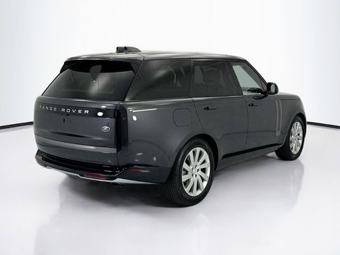 Used 2023 Land Rover Range Rover SE AWD/4WD image 5