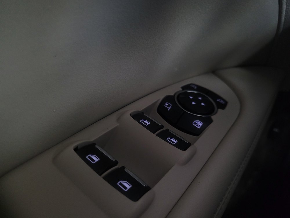 Used 2017 Lincoln MKZ Reserve w/ Climate Package FWD image 27