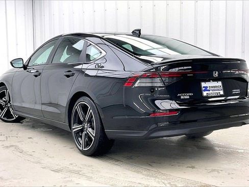Certified 2025 Honda Accord Sport image 11
