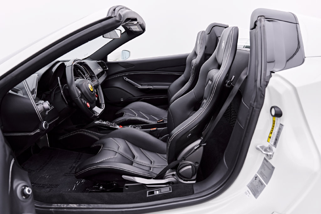 Used 2018 Ferrari 488 Spider RWD image 51