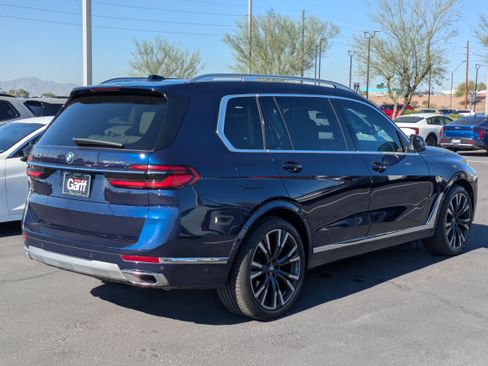Used 2023 BMW X7 xDrive40i w/ Executive Package image 5