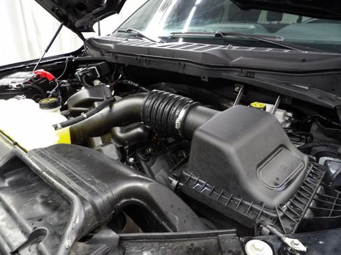 Used 2025 Ford F150 Lariat AWD/4WD image 27
