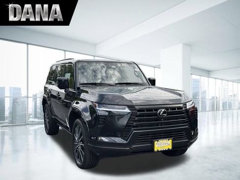 Used 2024 Lexus GX 550 w/ Accessory Package (Z1) AWD/4WD image 1