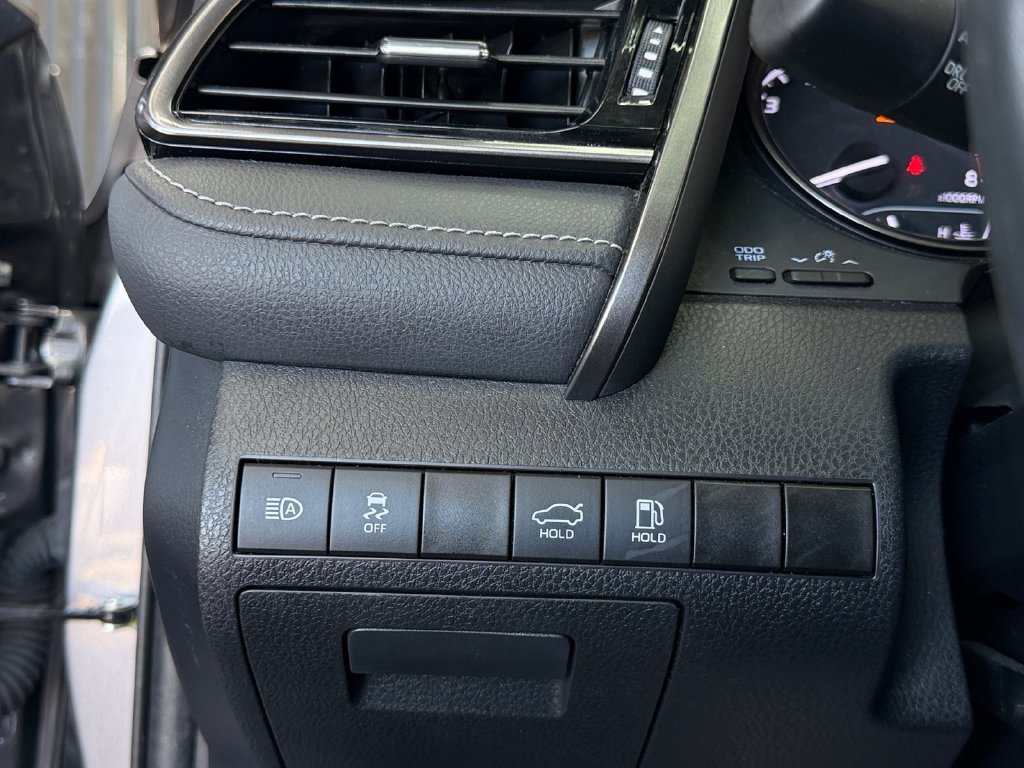 Used 2021 Toyota Camry SE FWD image 22