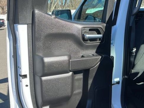 Used 2025 Chevrolet Silverado 1500 W/T image 17