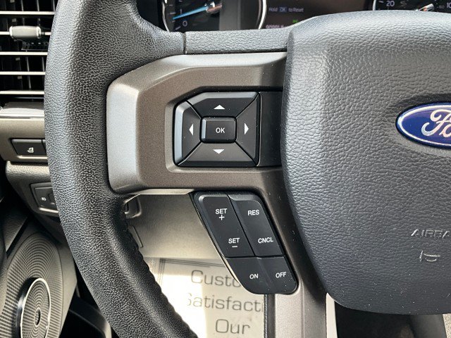 Used 2020 Ford Expedition XLT w/ Equipment Group 202A AWD/4WD image 16