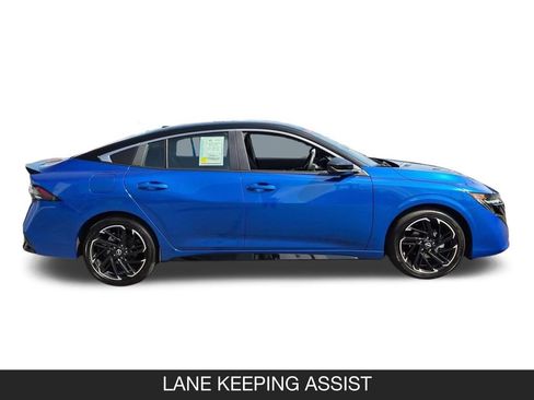 Used 2026 Nissan Sentra SR w/ Floor Mat Package FWD image 5