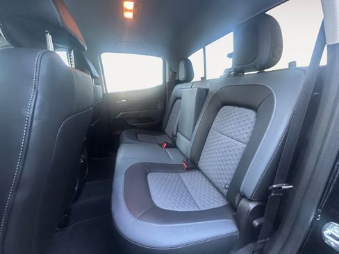 Used 2021 Chevrolet Colorado Z71 image 11