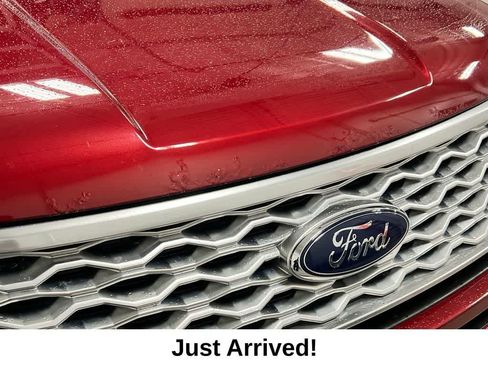 Used 2016 Ford Explorer Platinum image 65