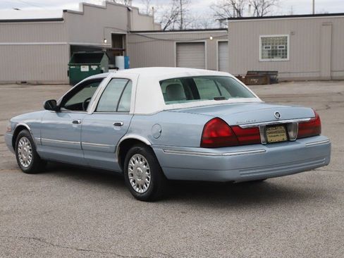 Used 2004 Mercury Grand Marquis GS image 4