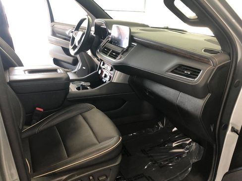Used 2024 Chevrolet Tahoe Premier w/ Advanced Technology Package AWD/4WD image 15
