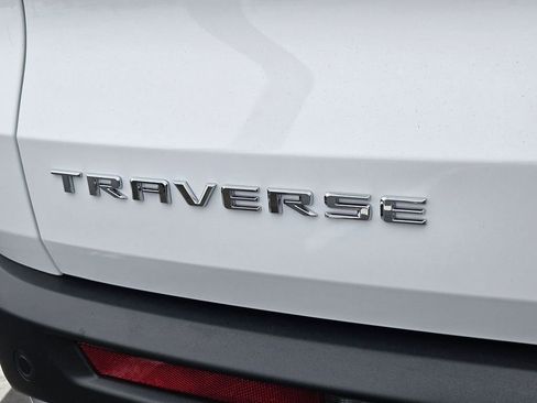 New 2026 Chevrolet Traverse LT image 28