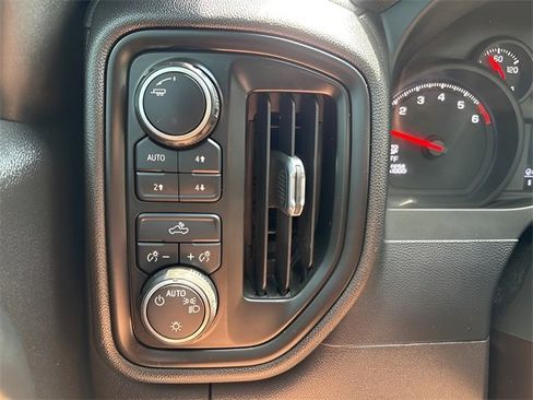 Used 2022 Chevrolet Silverado 1500 Custom Trail Boss image 15