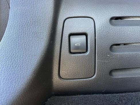 Used 2014 Ford Edge Sport w/ Driver Entry Package FWD image 22