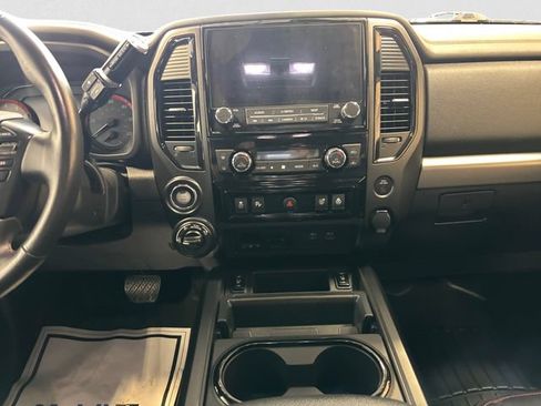 Used 2023 Nissan Titan PRO-4X w/ Pro-4x Convenience Package AWD/4WD image 12