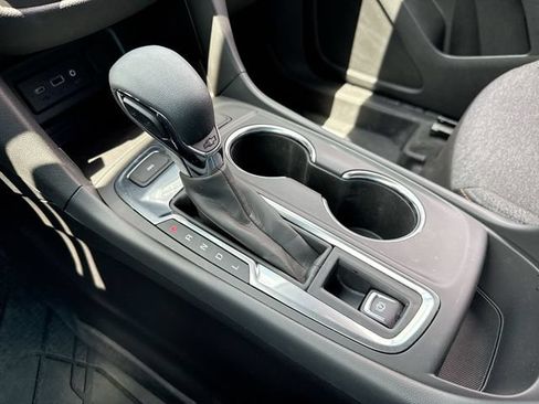Used 2024 Chevrolet Equinox LT w/ LPO, Floor Liner Package AWD/4WD image 20