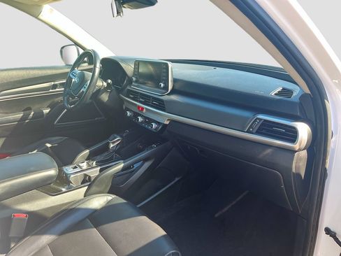 Used 2021 Kia Telluride S AWD/4WD image 28