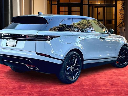 Used 2025 Land Rover Range Rover Velar Dynamic SE image 12