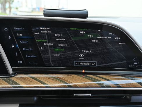 Used 2021 Cadillac Escalade Premium Luxury Platinum image 21