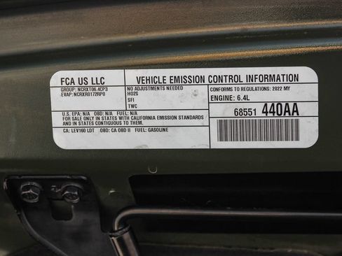 Used 2022 Jeep Wrangler Unlimited Rubicon w/ Xtreme Recon 35" Tire Package AWD/4WD image 27