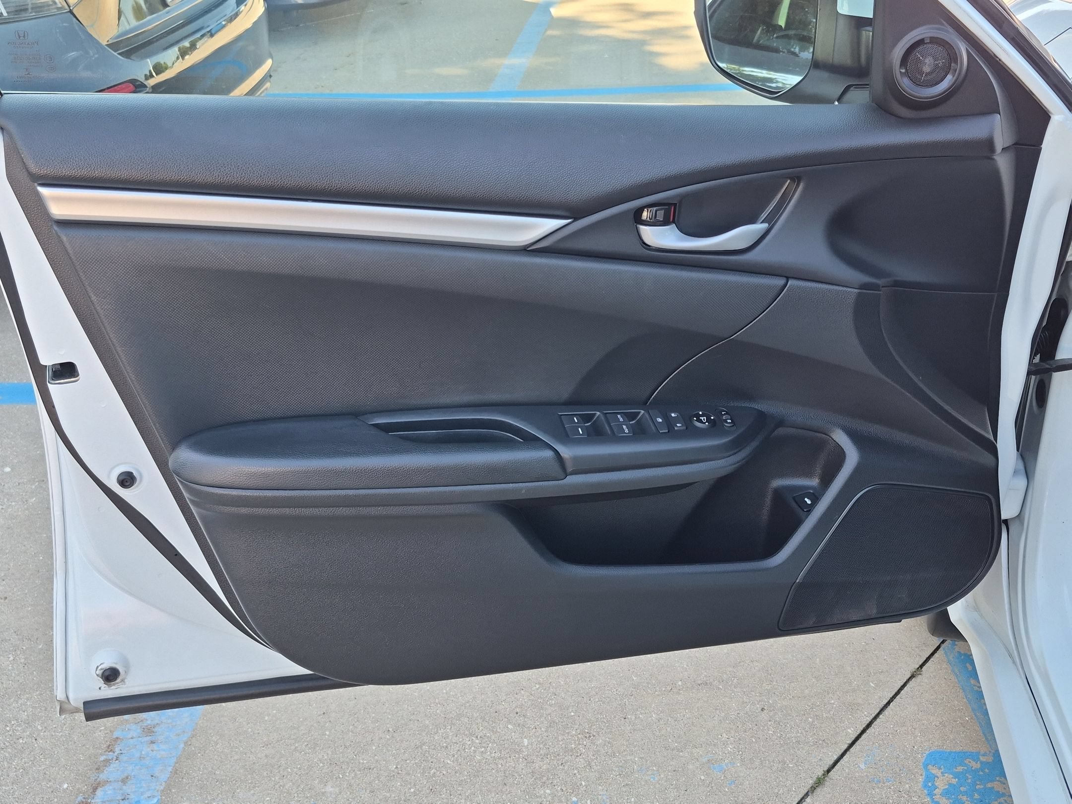 Used 2019 Honda Civic Sport image 12