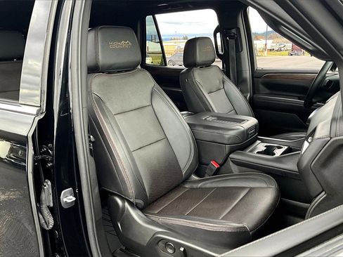 Used 2023 Chevrolet Tahoe High Country image 7