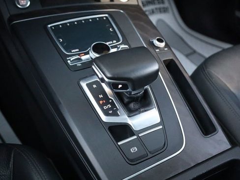 Used 2018 Audi Q5 2.0T Premium Plus w/ Premium Plus Package image 44