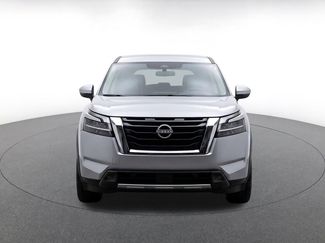Used 2025 Nissan Pathfinder SV FWD video 2