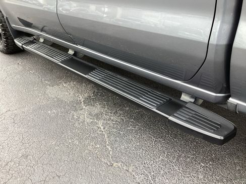 Used 2022 Chevrolet Silverado 1500 Custom w/ LPO, Blackout Package image 18