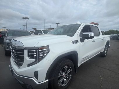 Used 2025 GMC Sierra 1500 SLT