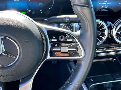 Used 2023 Mercedes-Benz EQB 250+ image 22