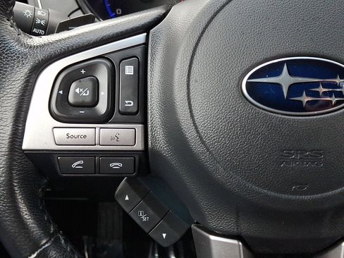 Used 2017 Subaru Outback 2.5i Premium image 20