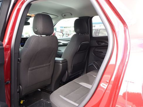 Used 2024 Chevrolet TrailBlazer LT w/ LT Cold Weather Package FWD image 32