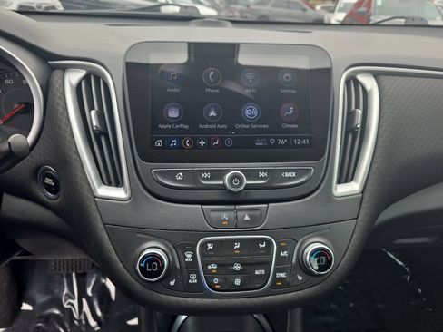 Used 2022 Chevrolet Malibu LT FWD image 18
