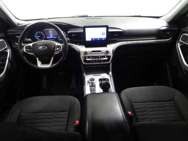 Used 2021 Ford Explorer XLT RWD image 35