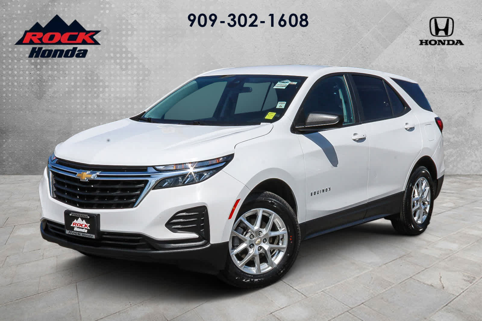 Used 2022 Chevrolet Equinox LS w/ LS Convenience Package AWD/4WD image 1