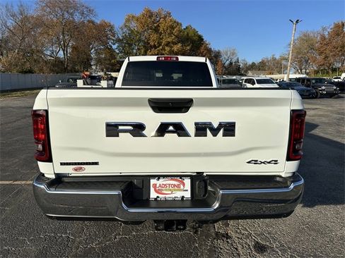 Used 2025 RAM 2500 Big Horn image 7