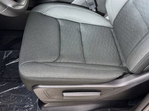 New 2026 RAM 1500 Express AWD/4WD image 18