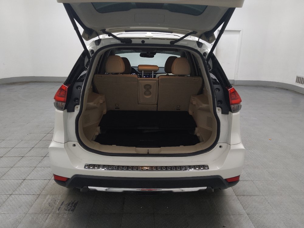 Used 2018 Nissan Rogue SL w/ Premium Package FWD image 29