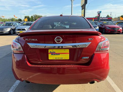 Used 2013 Nissan Altima 2.5 SV FWD image 6