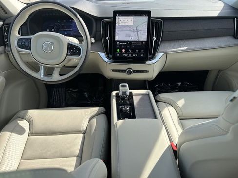 New 2026 Volvo XC90 B6 Ultra w/ Protection Package AWD/4WD image 12